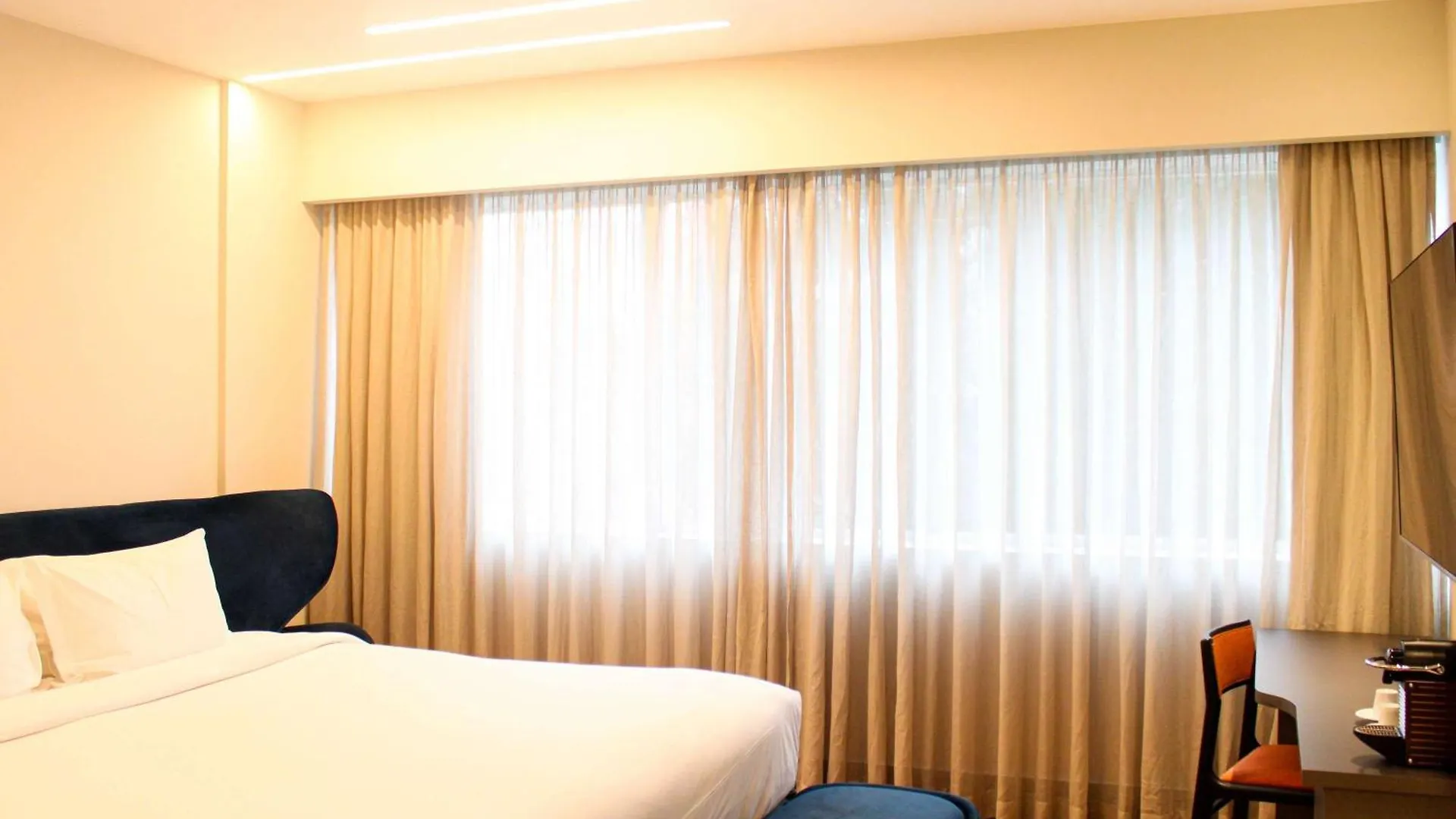 Pullman Sao Paulo Vila Olimpia 5*,  Brazília
